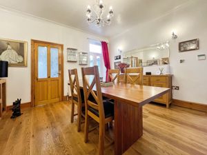 Dining room- click for photo gallery
